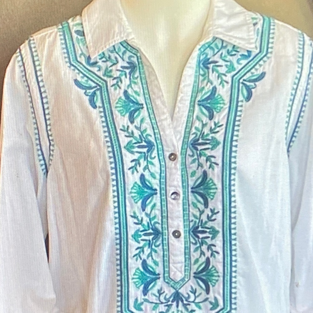 Sigrid Olsen White Tunic with Blue Embroidery